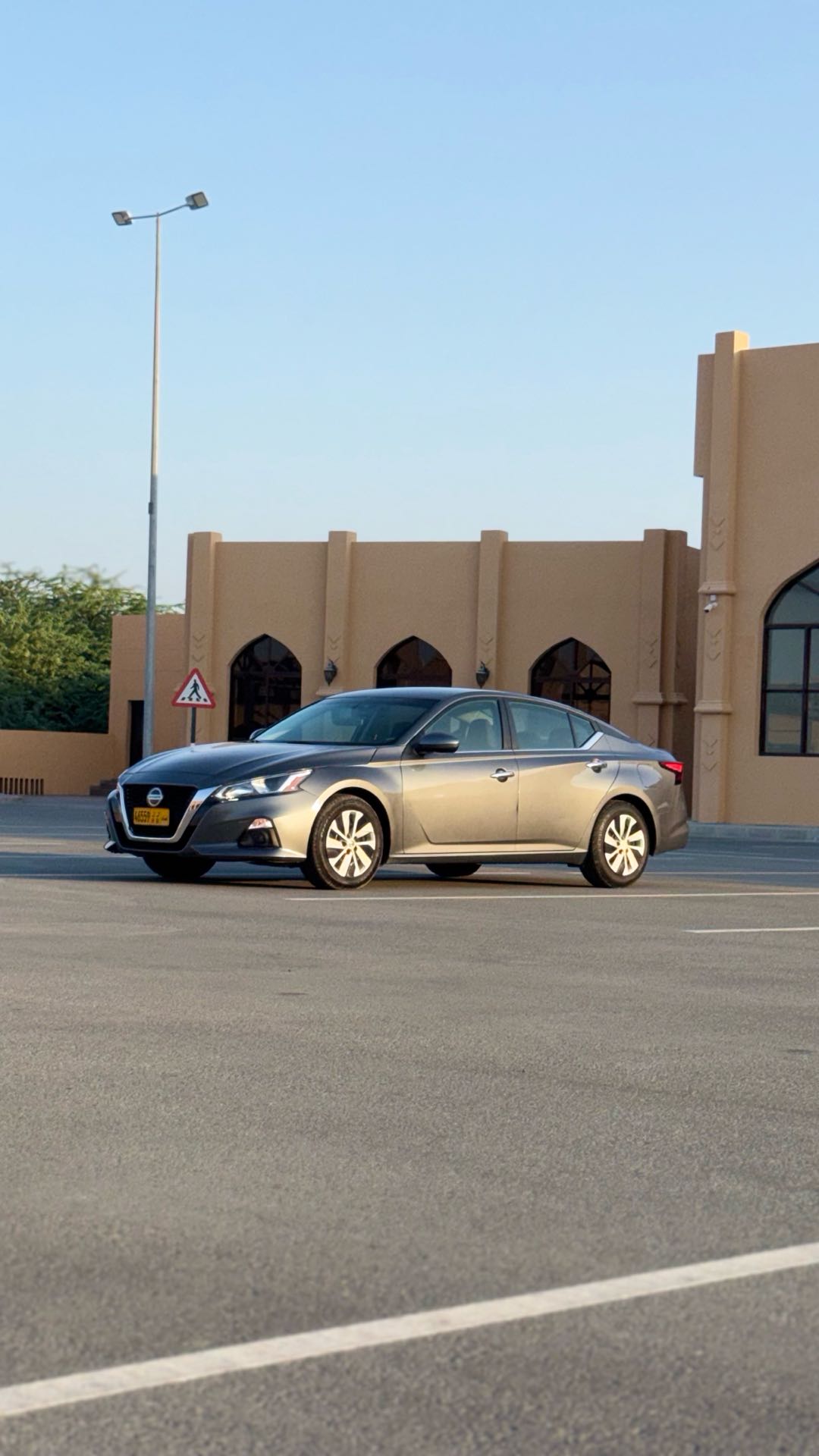 Car Image 2019 NISSAN ALTIMA S