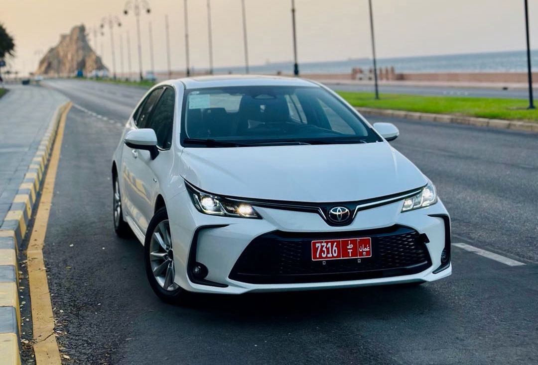 TOYOTA COROLLA 2025