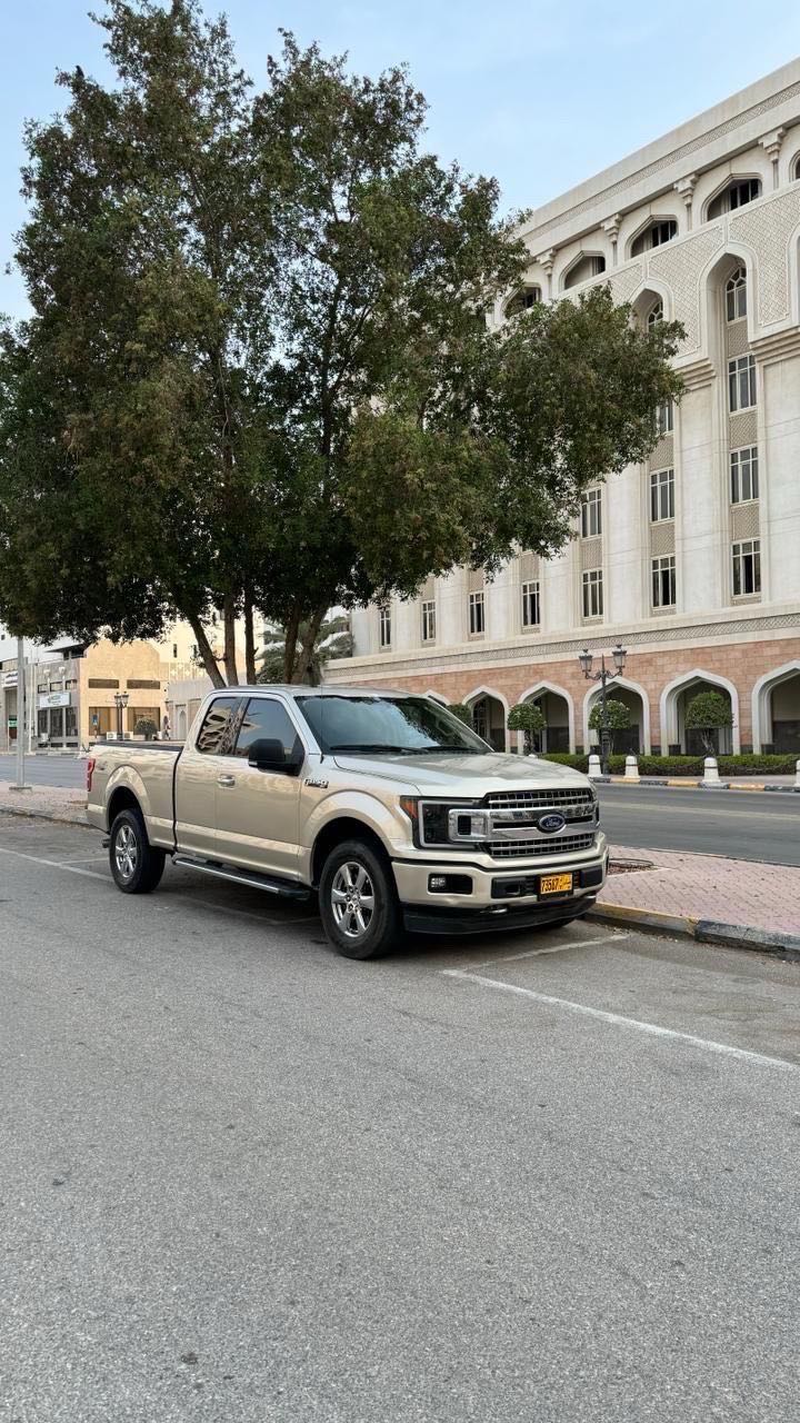 Car Image 2018 FORD F-150 XLT