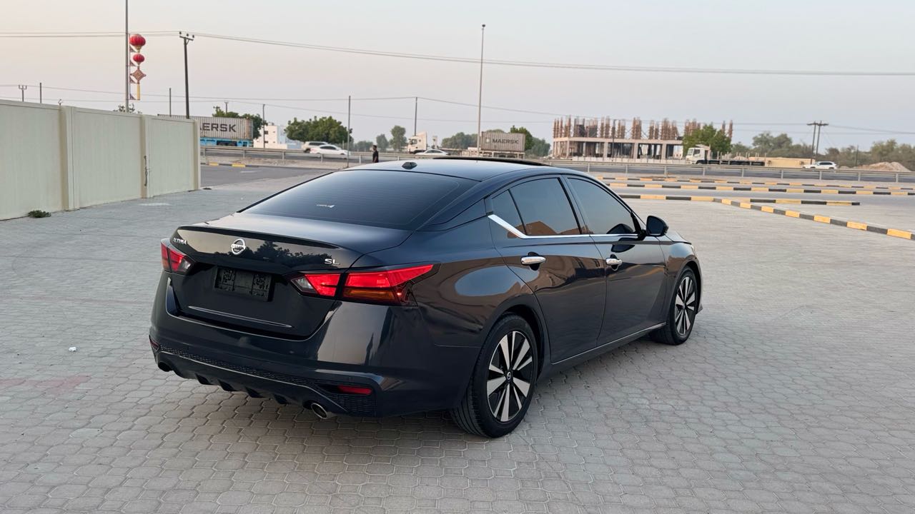 Car Image 2020 NISSAN ALTIMA SL