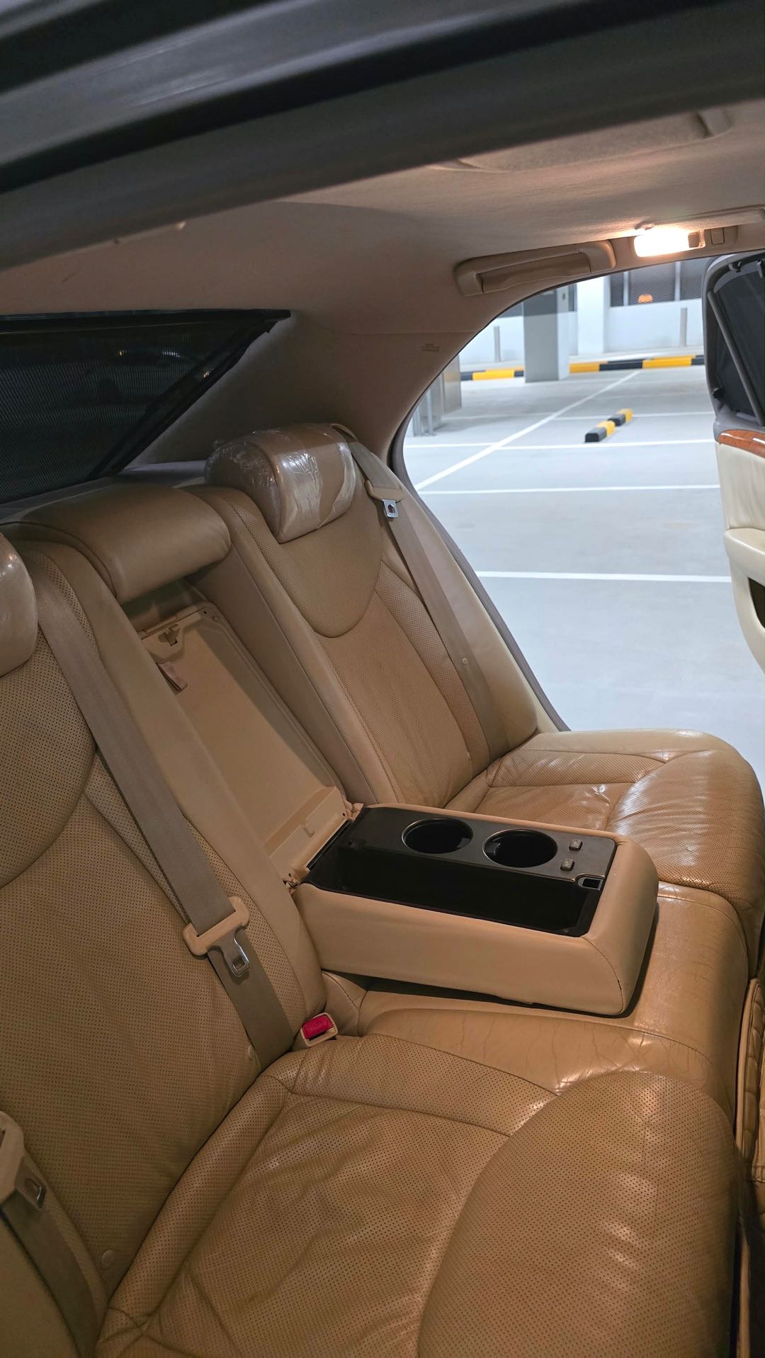 Car Image 2004 LEXUS LS 430 1/2 Ultra