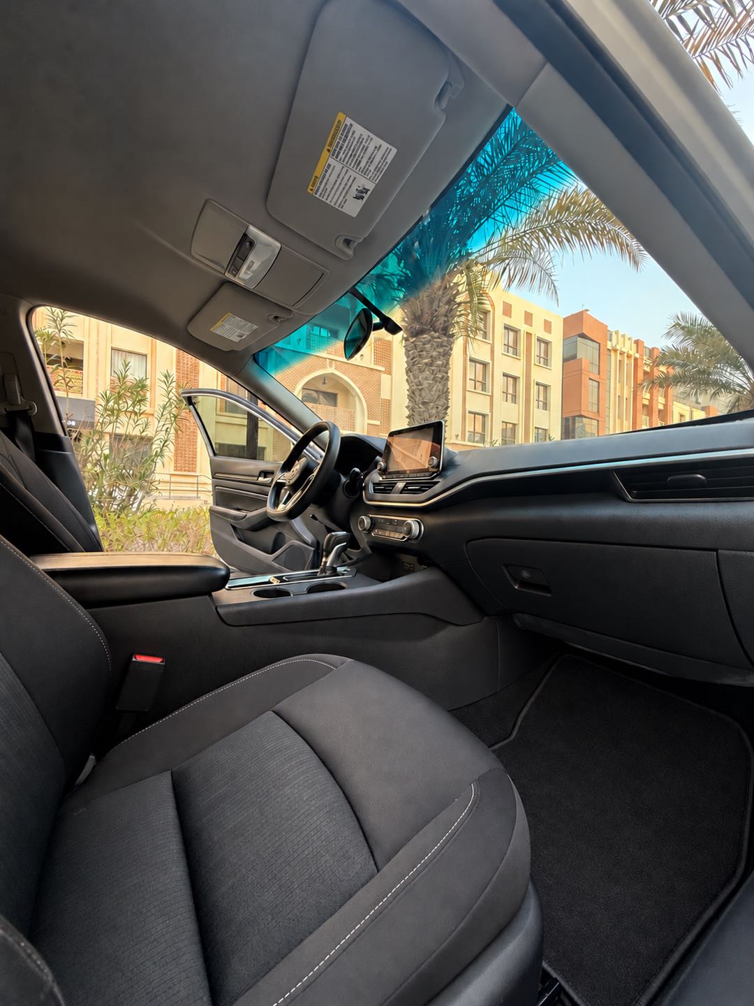 Car Image 2019 NISSAN ALTIMA S