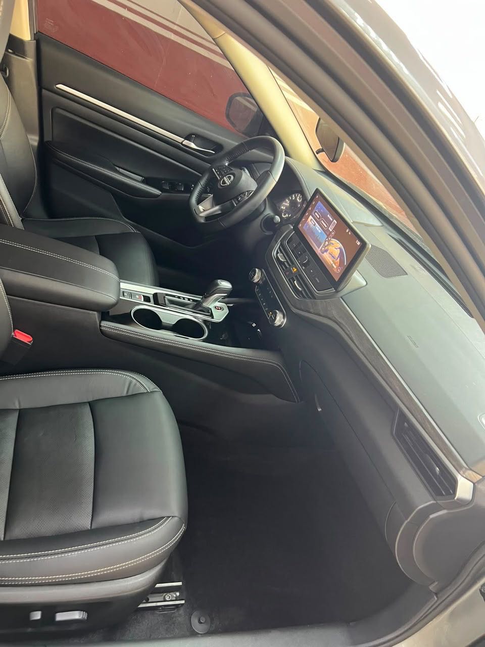 Car Image 2024 NISSAN ALTIMA SL