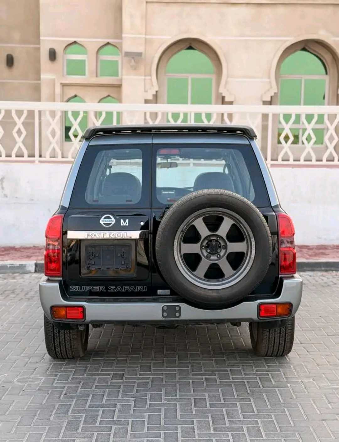 Car Image 2021 NISSAN SAFARI 