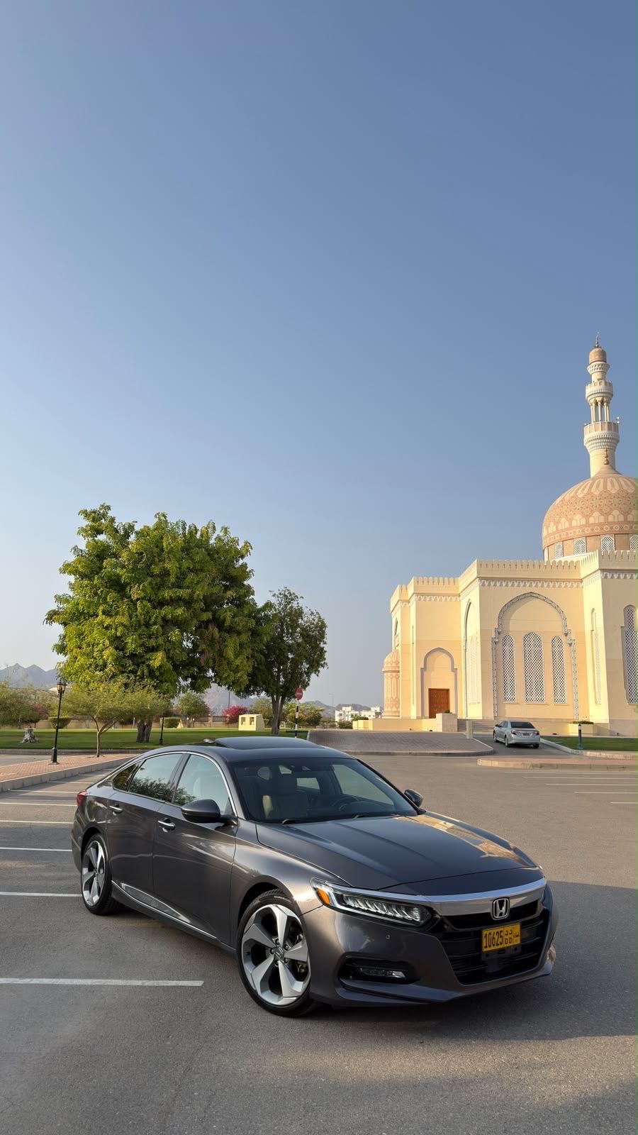 Car Image 2018 HONDA ACCORD TOURING