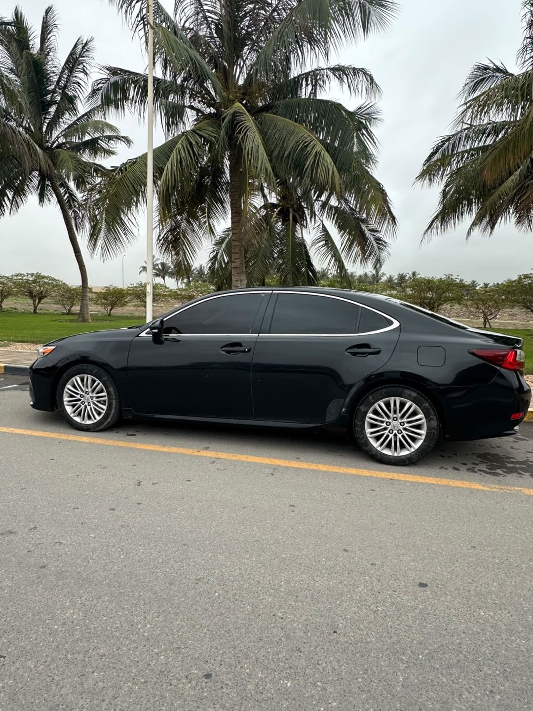 Car Image 2018 LEXUS ES 350