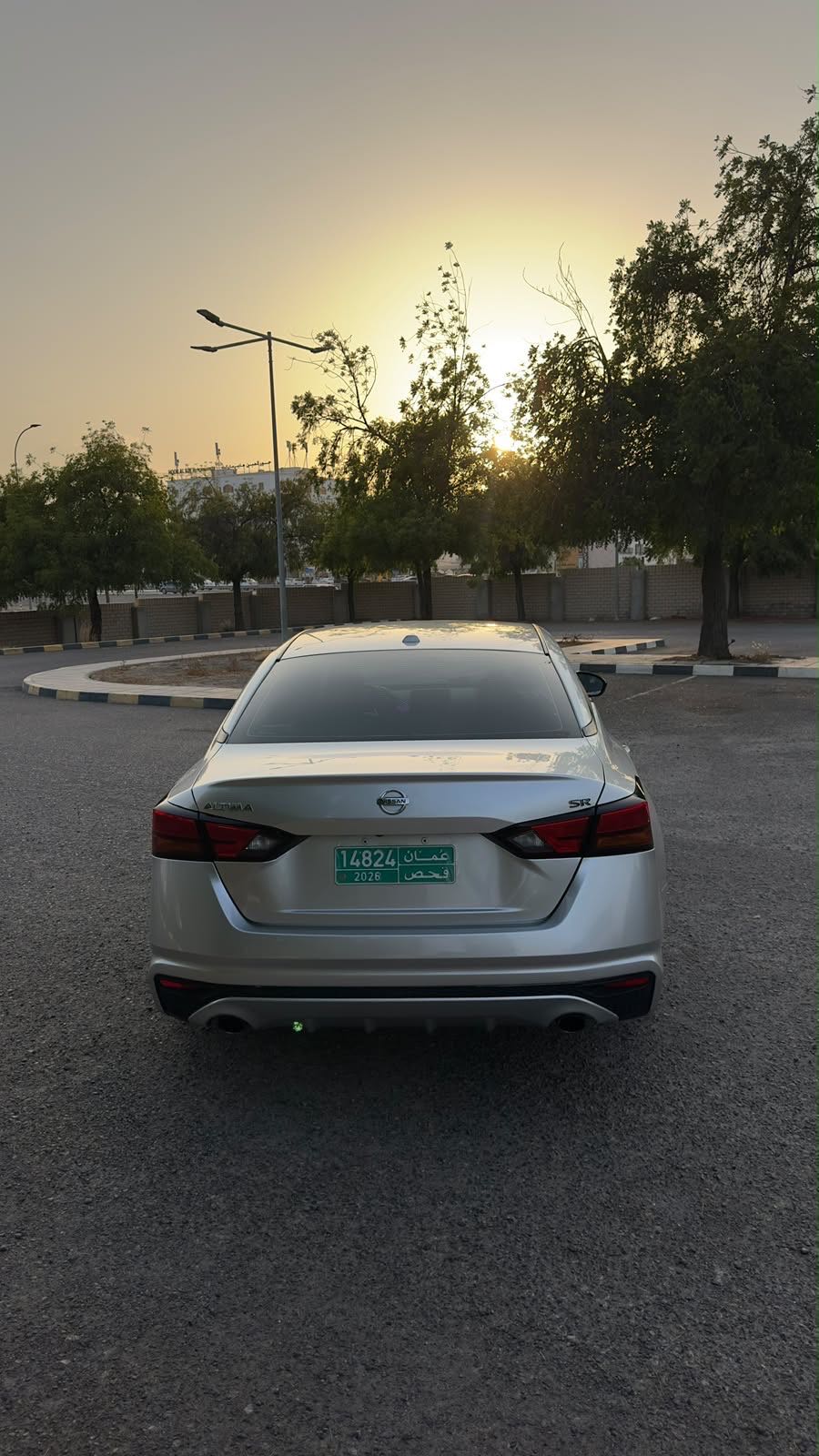 Car Image 2019 NISSAN ALTIMA SR