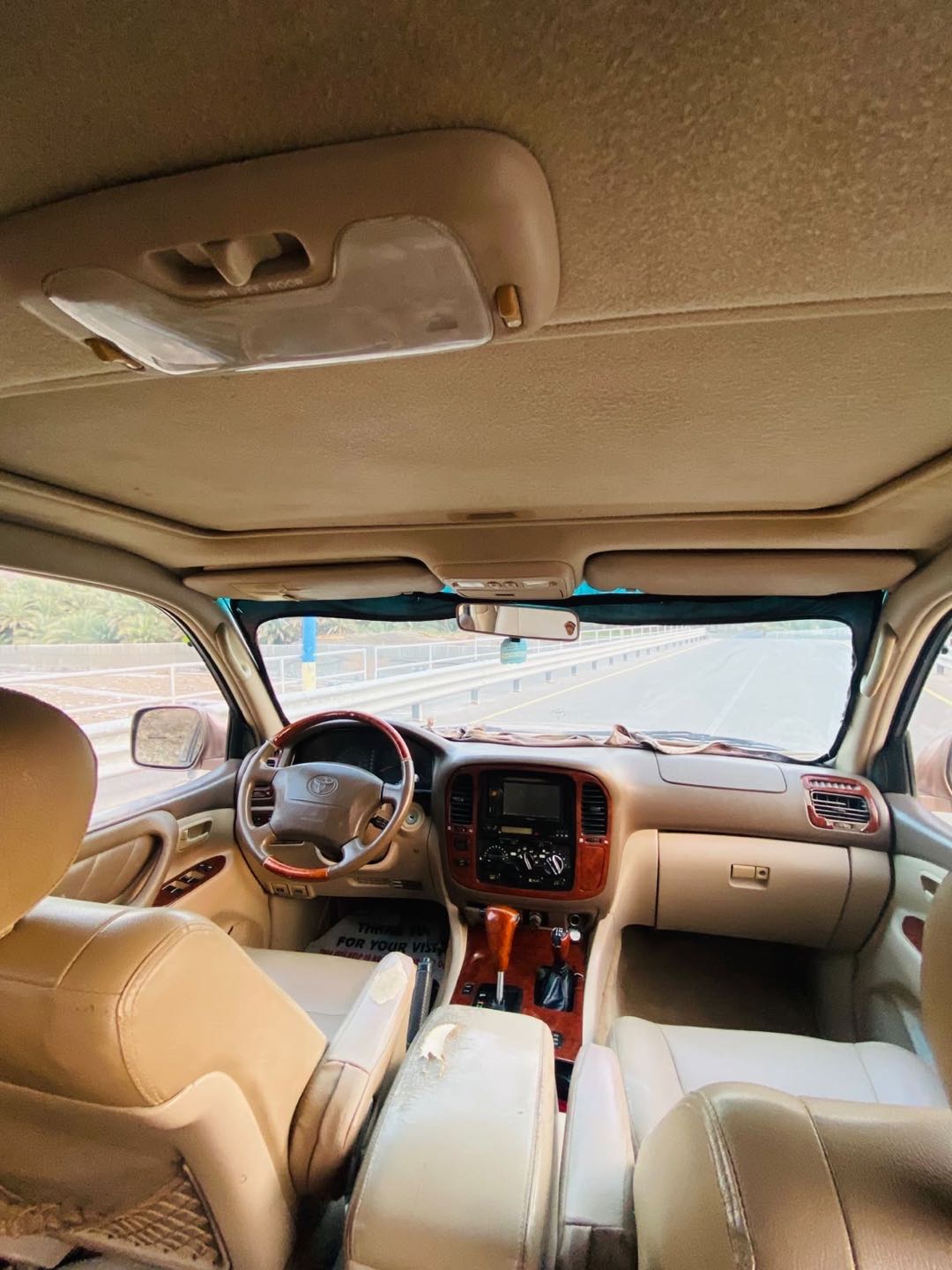 Car Image 1999 TOYOTA LAND CRUISER 