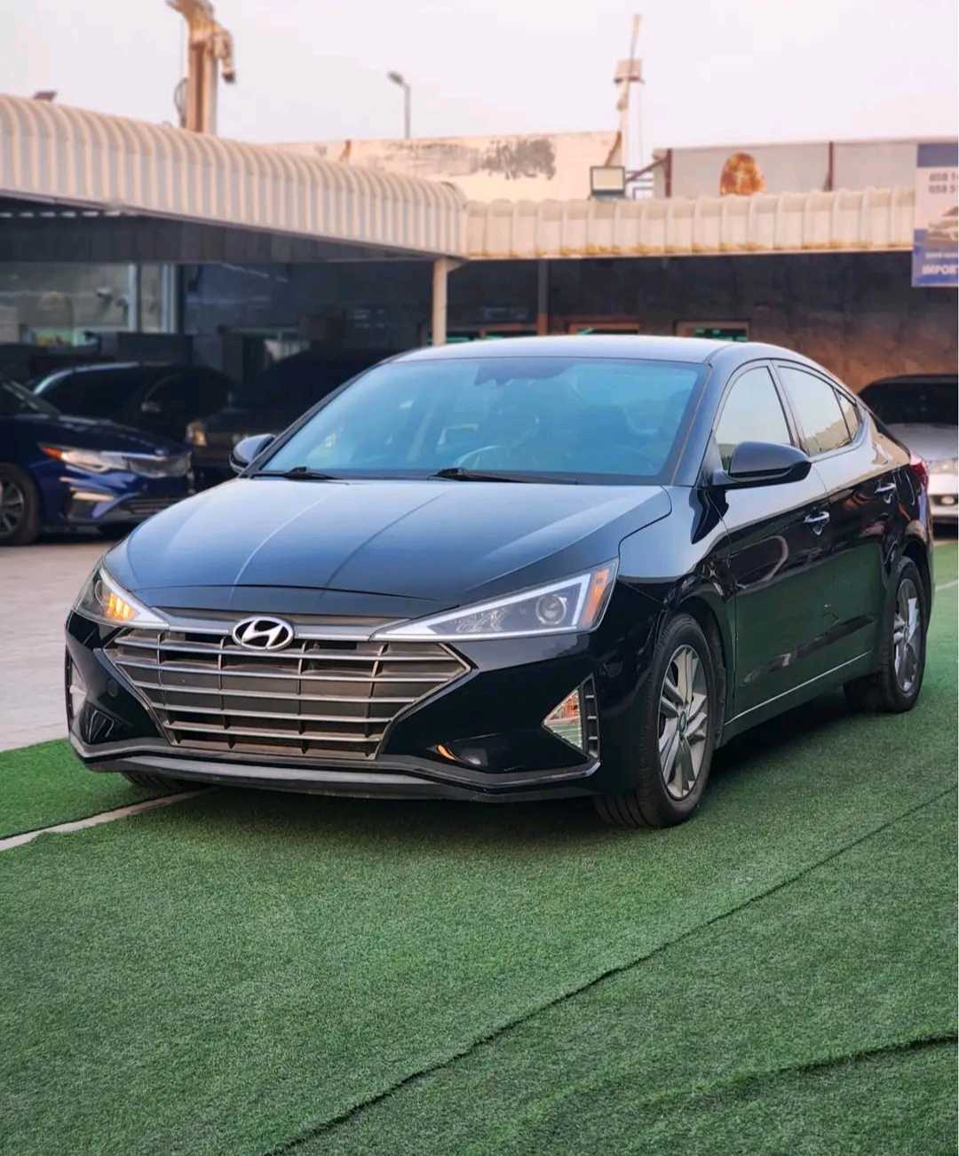 Car Image 2020 HYUNDAI ELANTRA SE