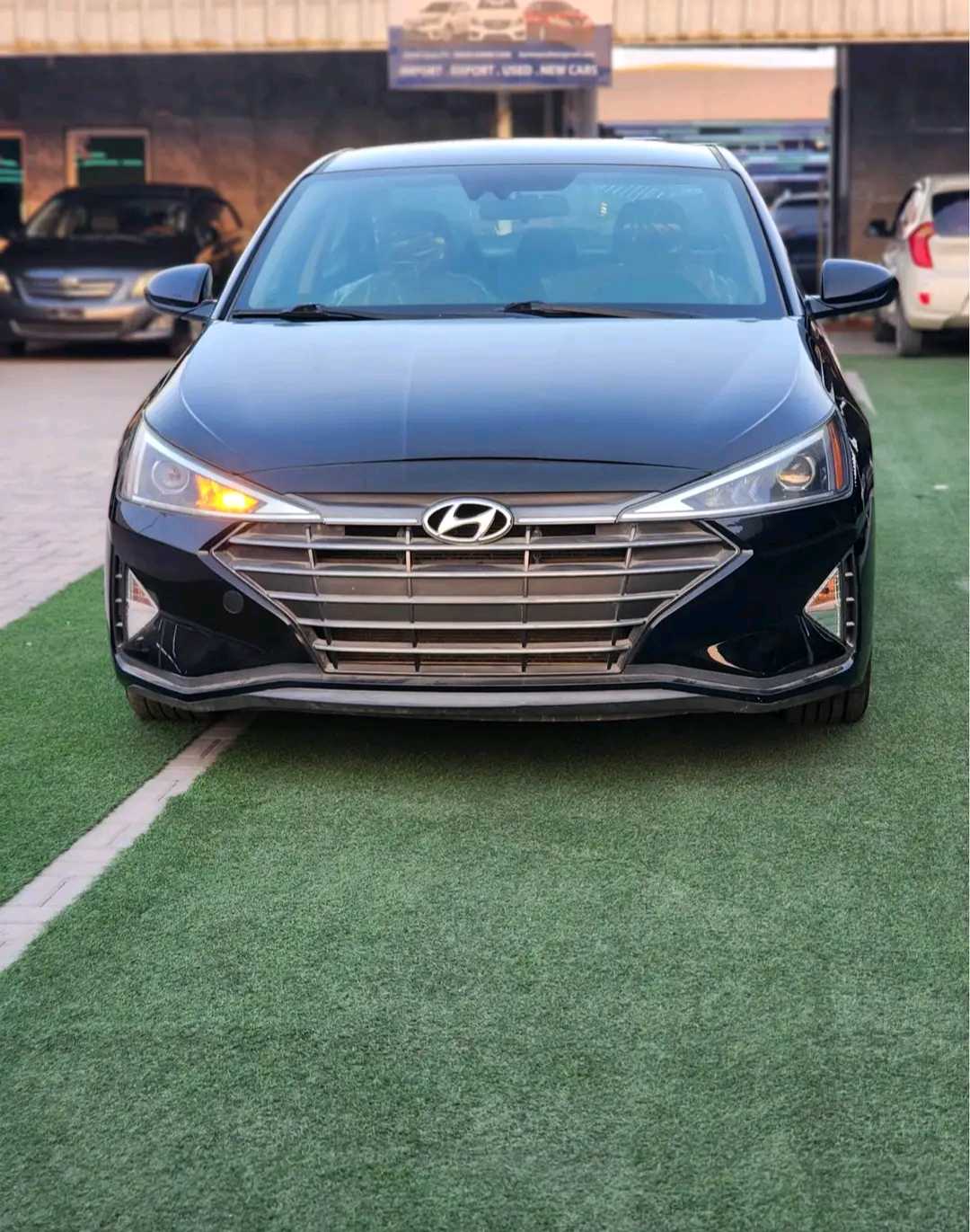 Car Image 2020 HYUNDAI ELANTRA SE