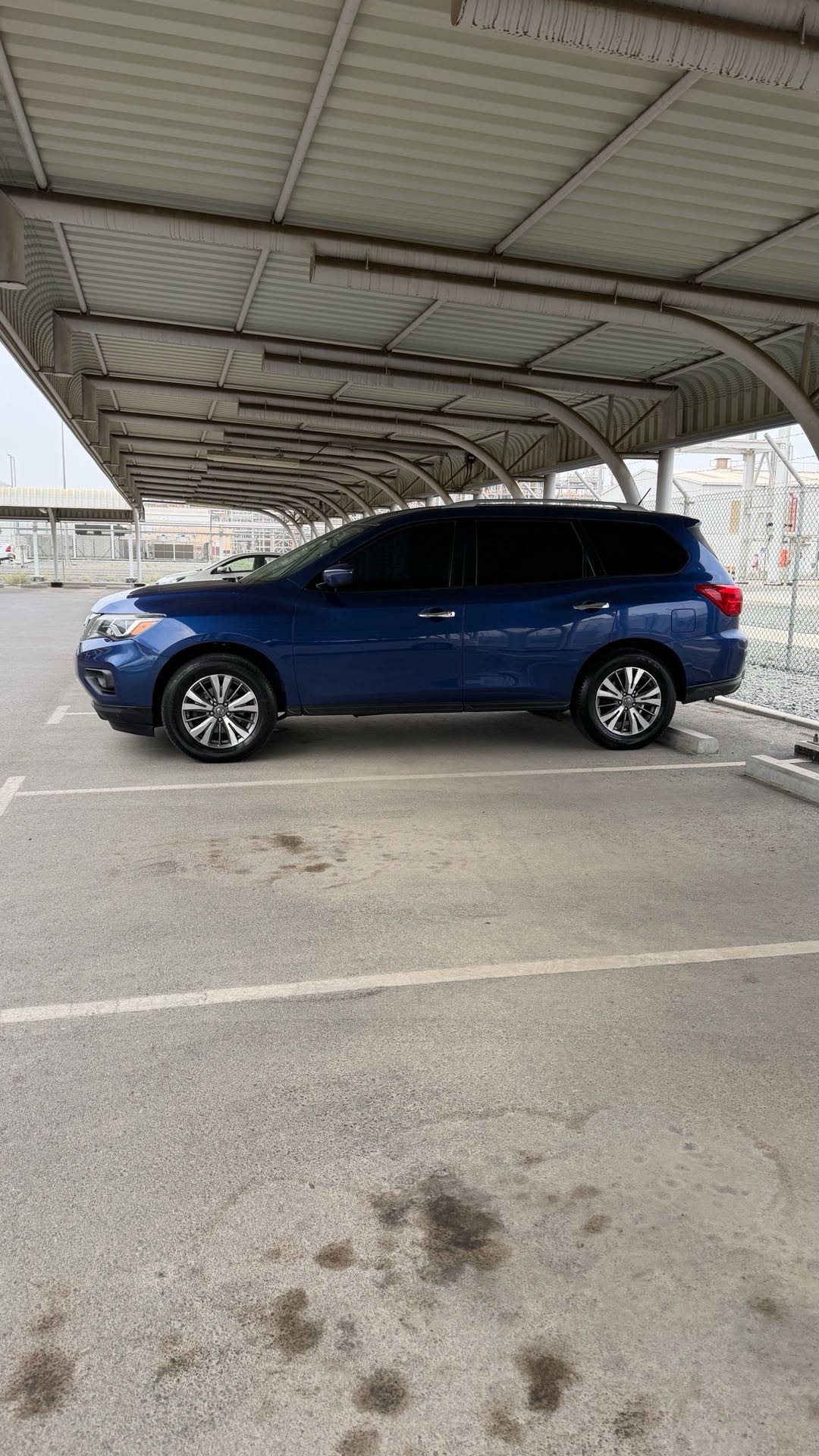 Car Image 2018 NISSAN PATHFINDER SV