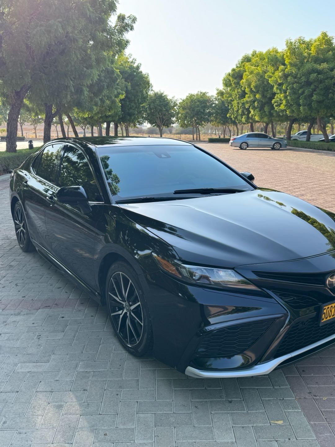 Car Image 2021 TOYOTA CAMRY SE