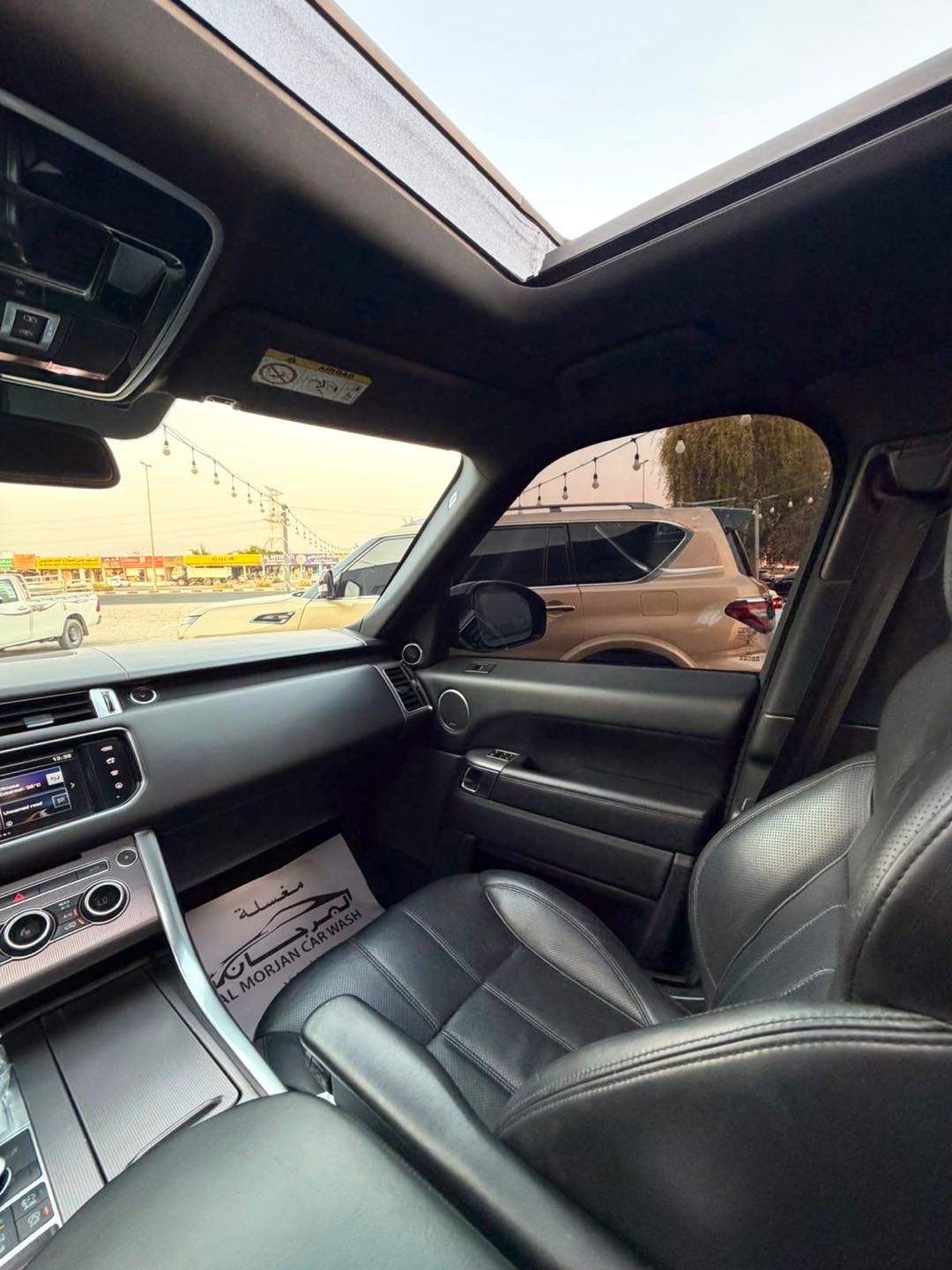 Car Image 2016 LAND ROVER SPORT 