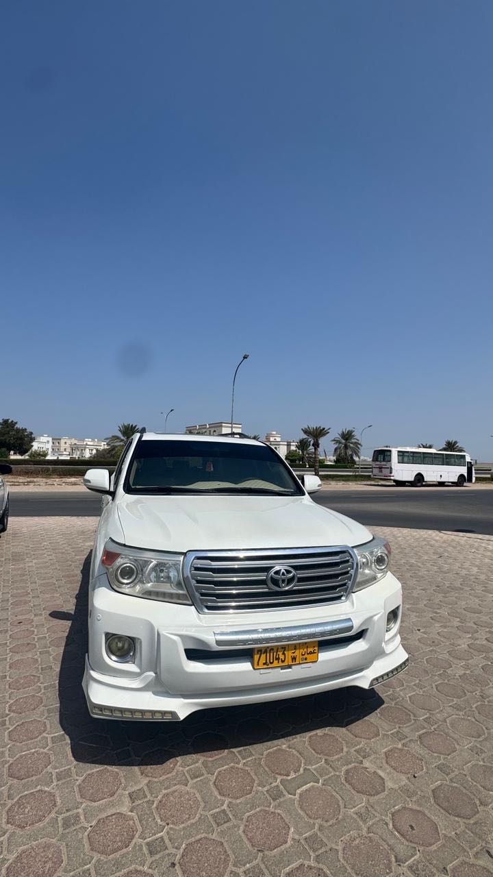 Car Image 2008 TOYOTA LAND CRUISER GX.R