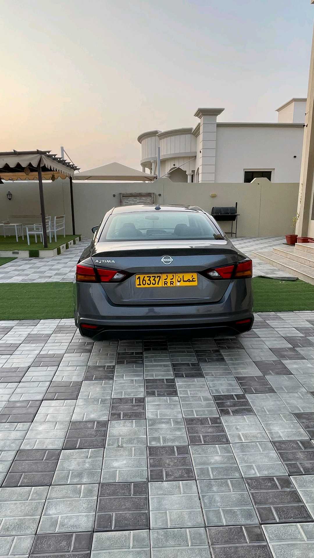 Car Image 2019 NISSAN ALTIMA S