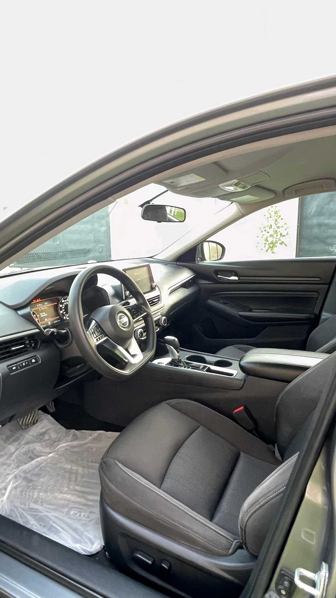 Car Image 2019 NISSAN ALTIMA S