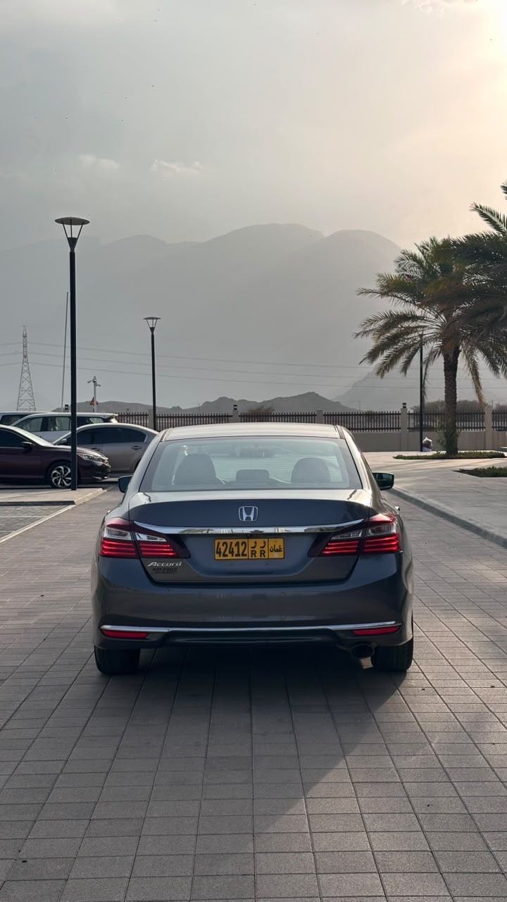 Car Image 2017 HONDA ACCORD SPORT