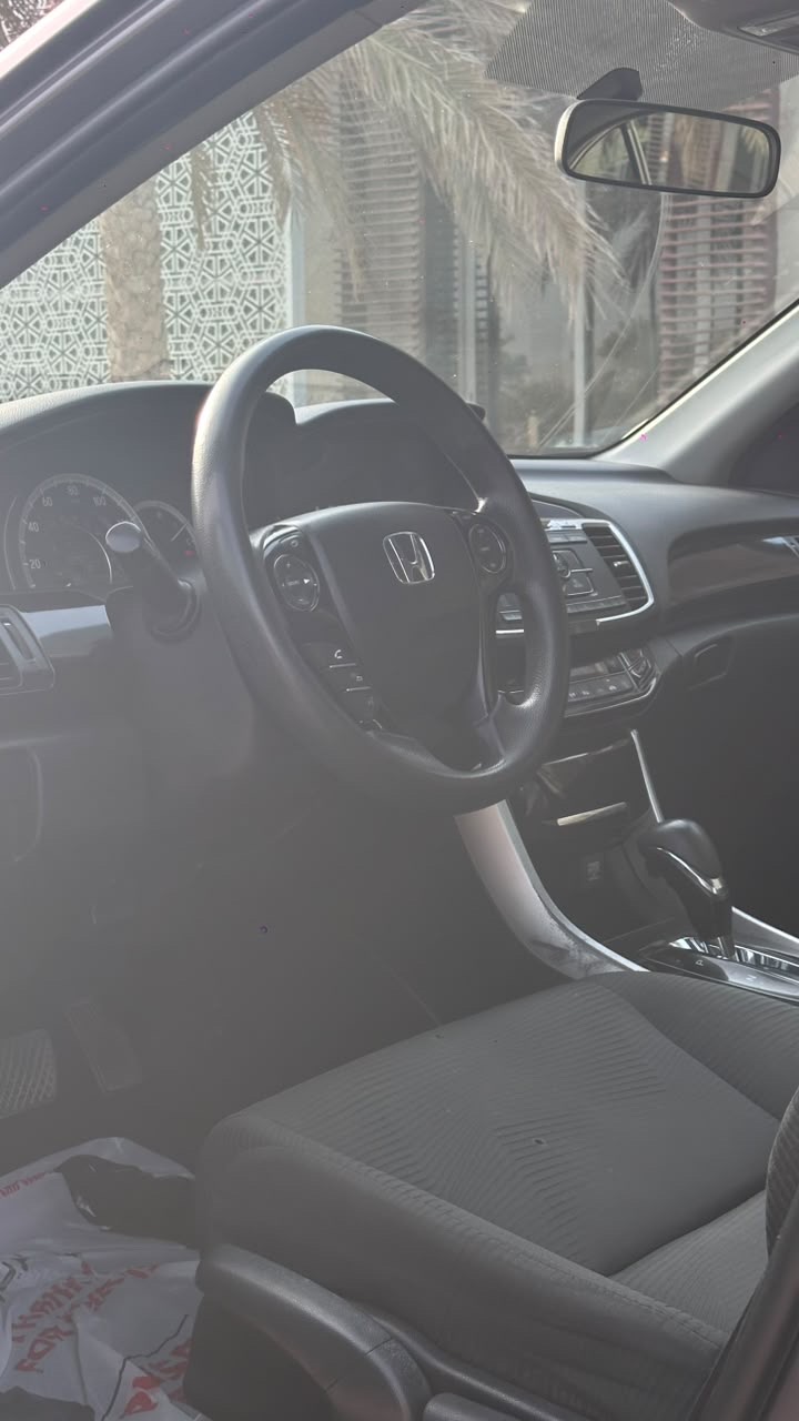 Car Image 2017 HONDA ACCORD SPORT