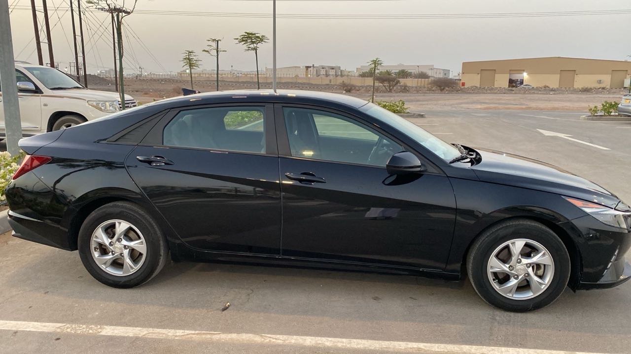 Car Image 2021 HYUNDAI ELANTRA SEL
