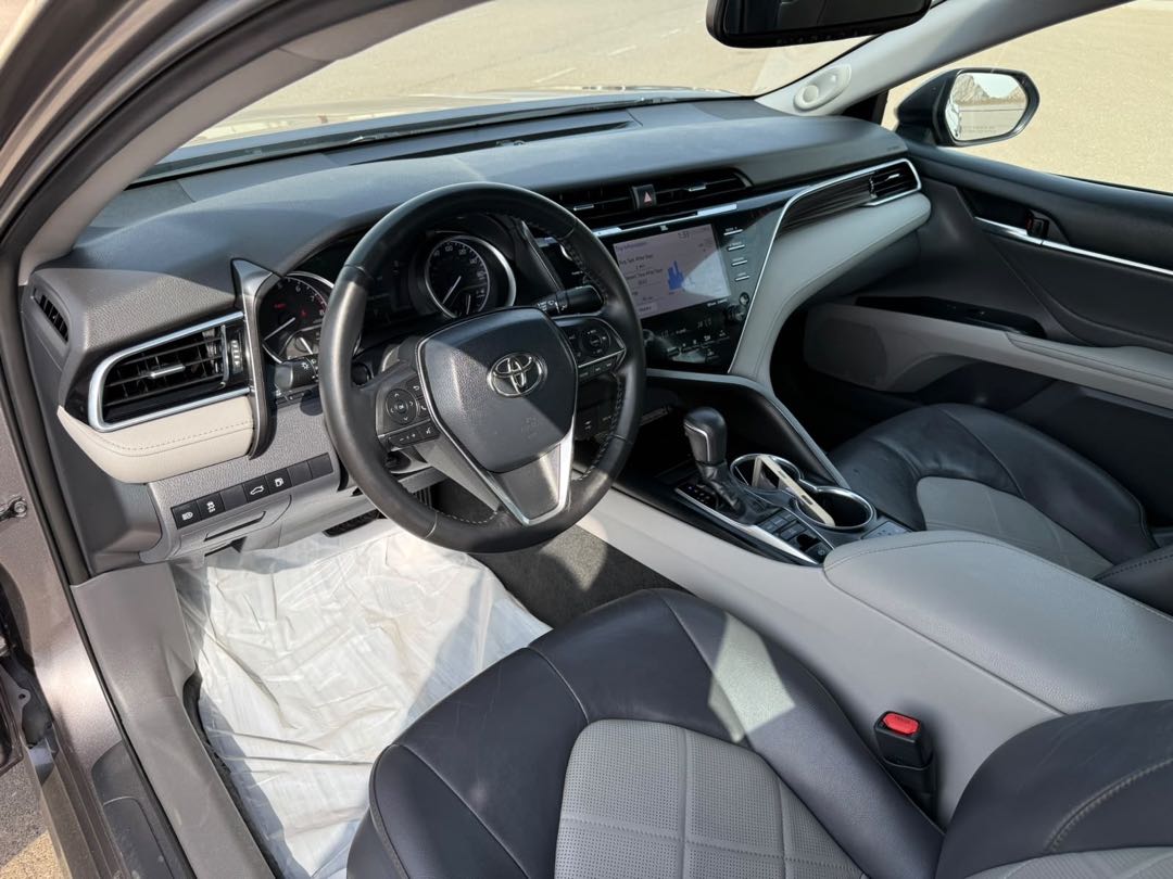 Car Image 2018 TOYOTA CAMRY XLE