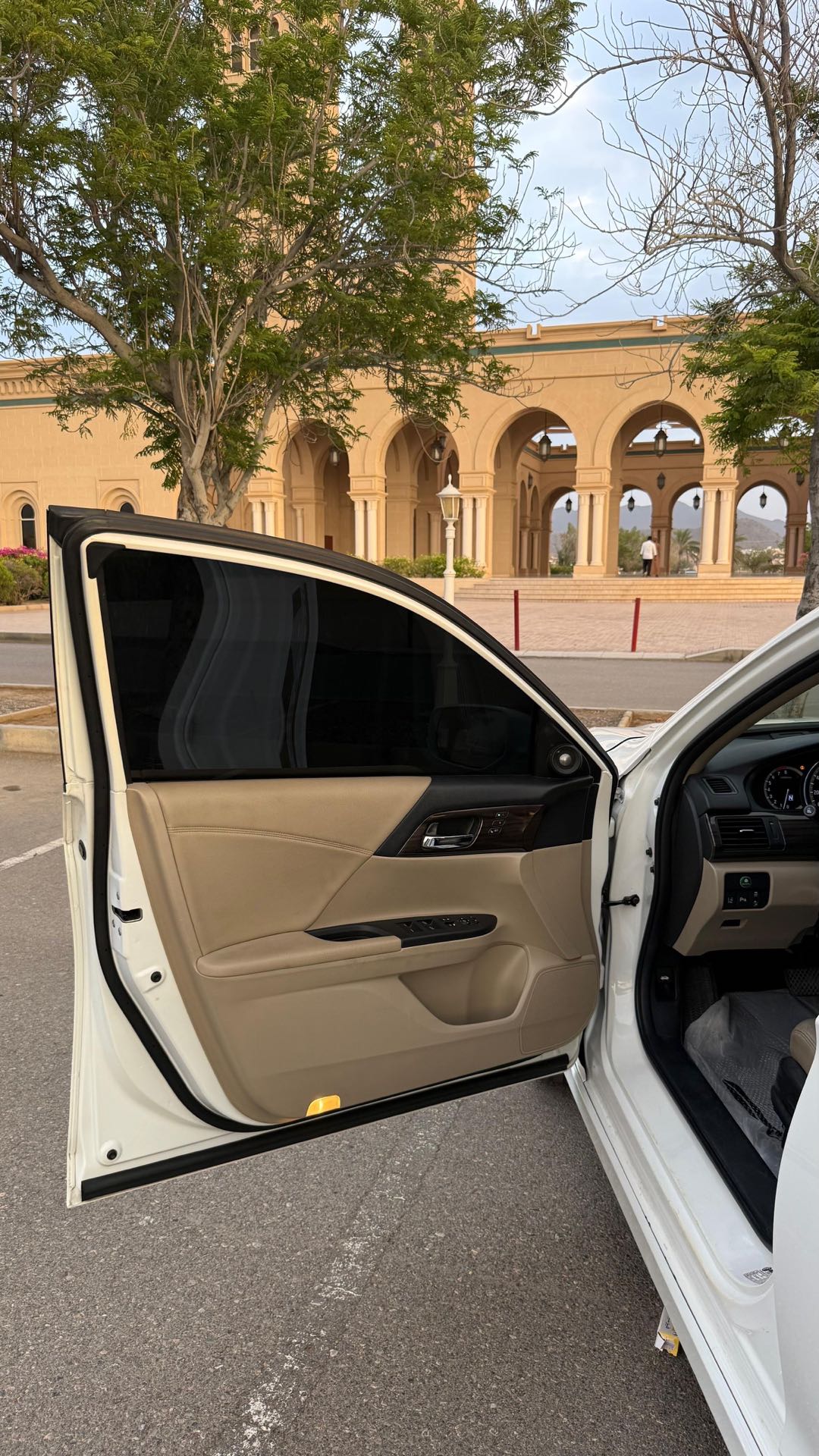 Car Image 2017 HONDA ACCORD EXL