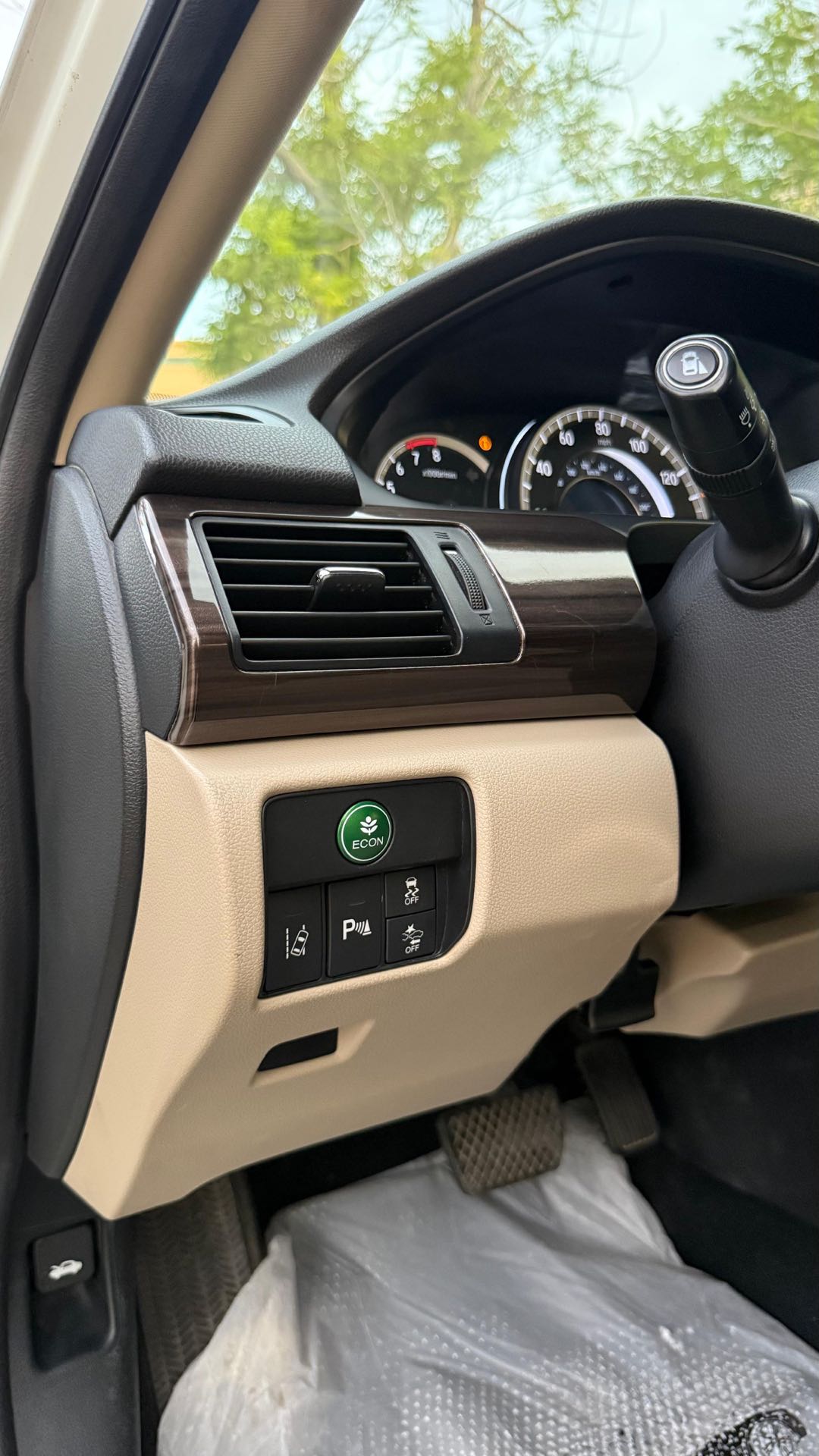 Car Image 2017 HONDA ACCORD EXL