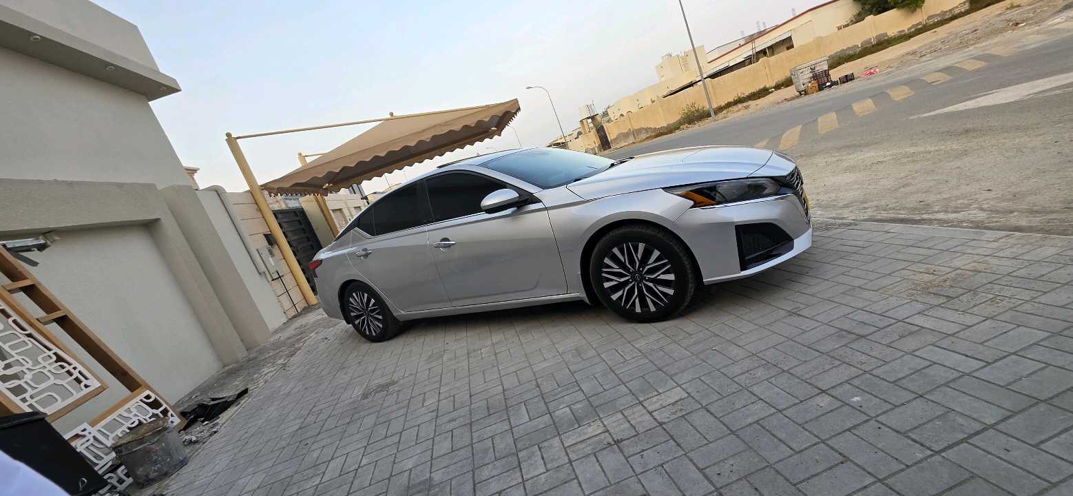 Car Image 2023 NISSAN ALTIMA SV