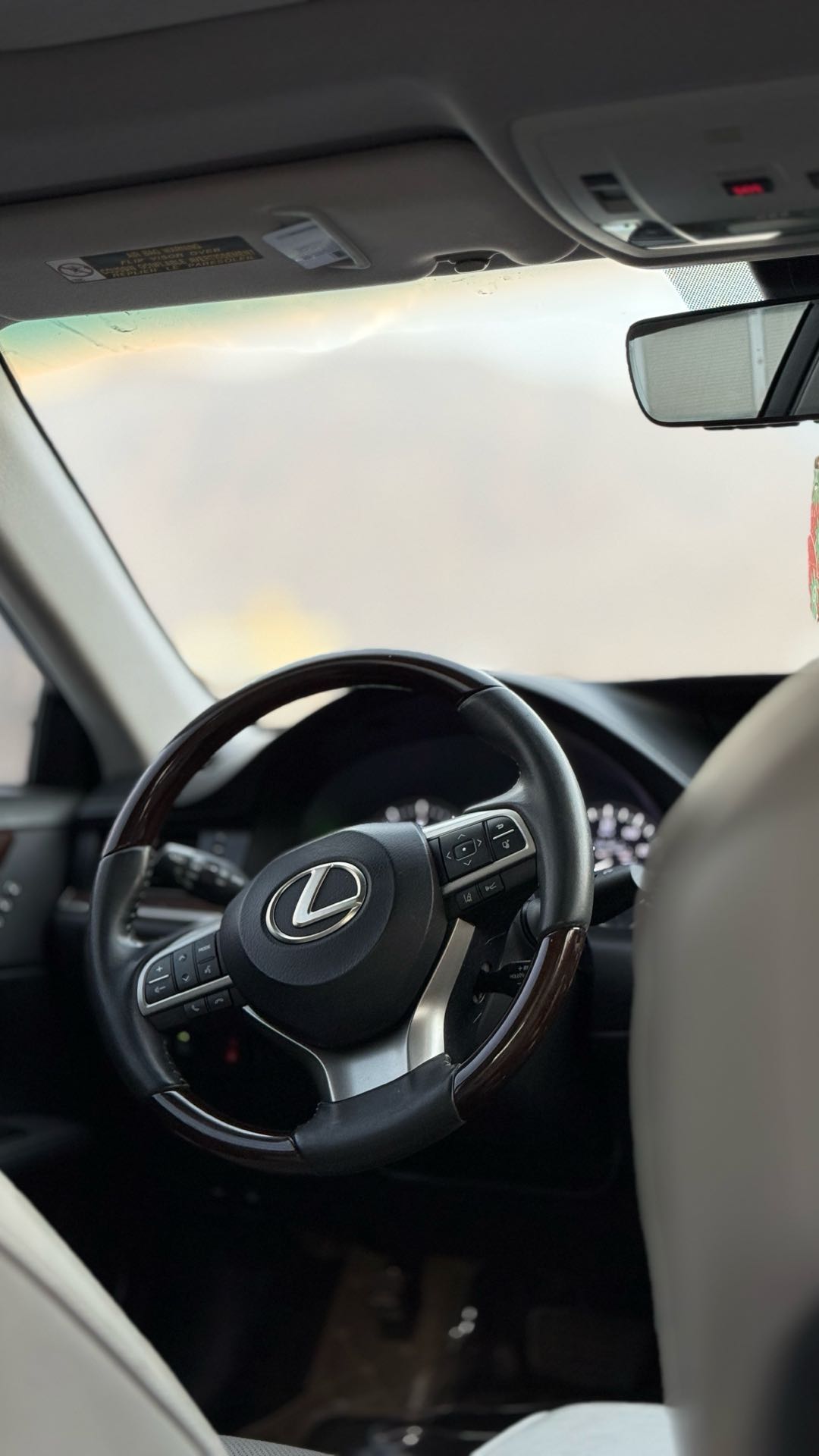 Car Image 2018 LEXUS ES 350