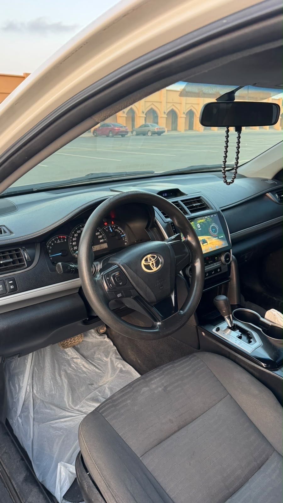 Car Image 2017 TOYOTA CAMRY GL