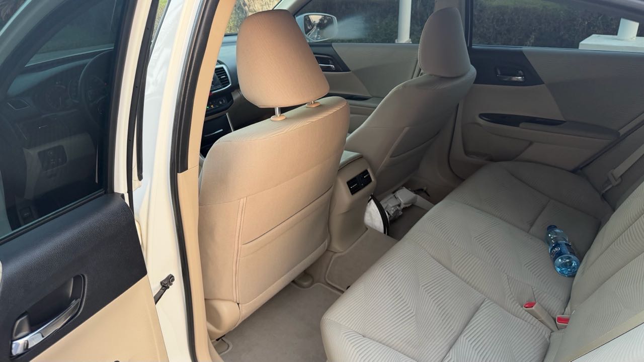 Car Image 2017 HONDA ACCORD EX