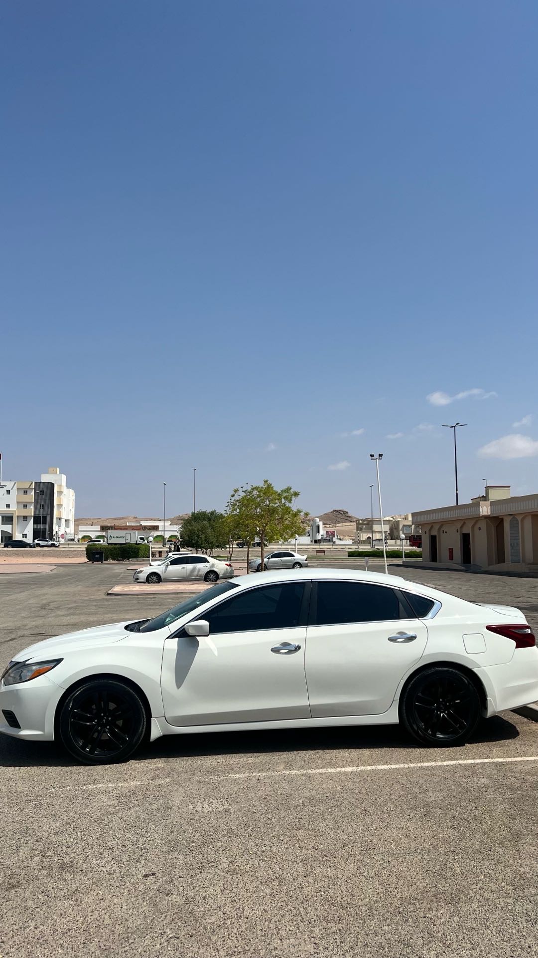 Car Image 2018 NISSAN ALTIMA S