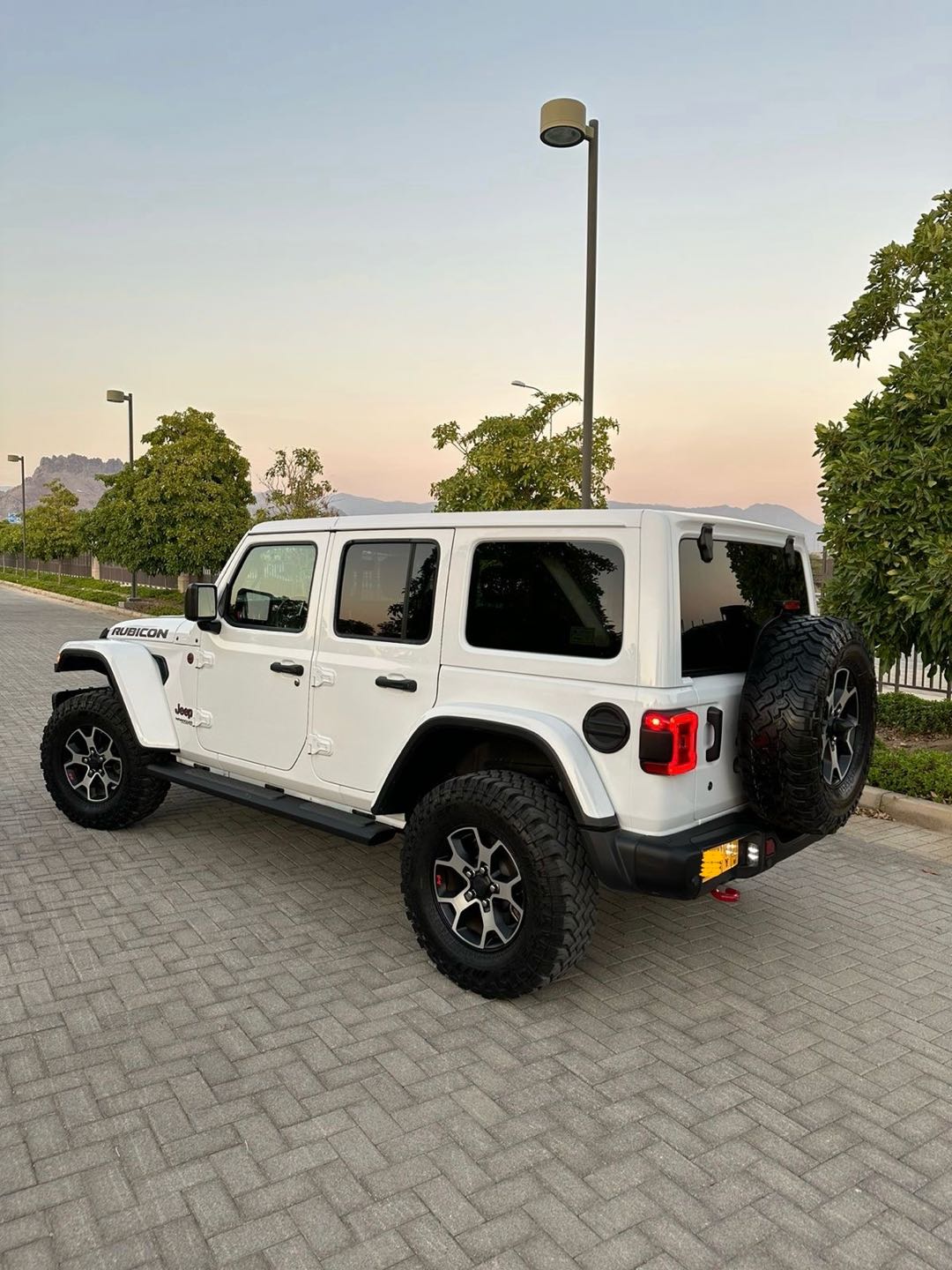 Car Image 2020 JEEP WRANGLER Rubicon