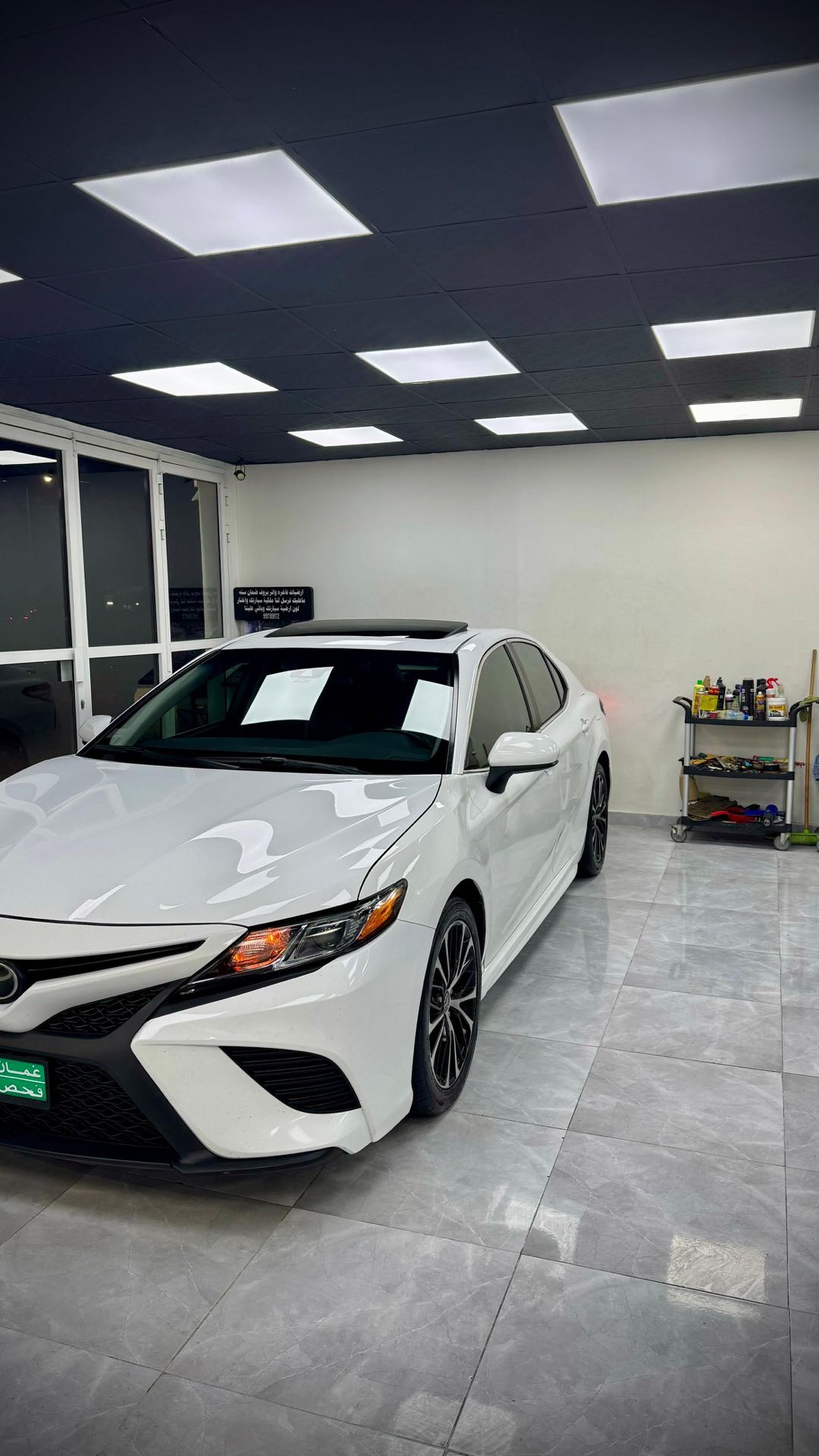 Car Image 2018 TOYOTA CAMRY SE