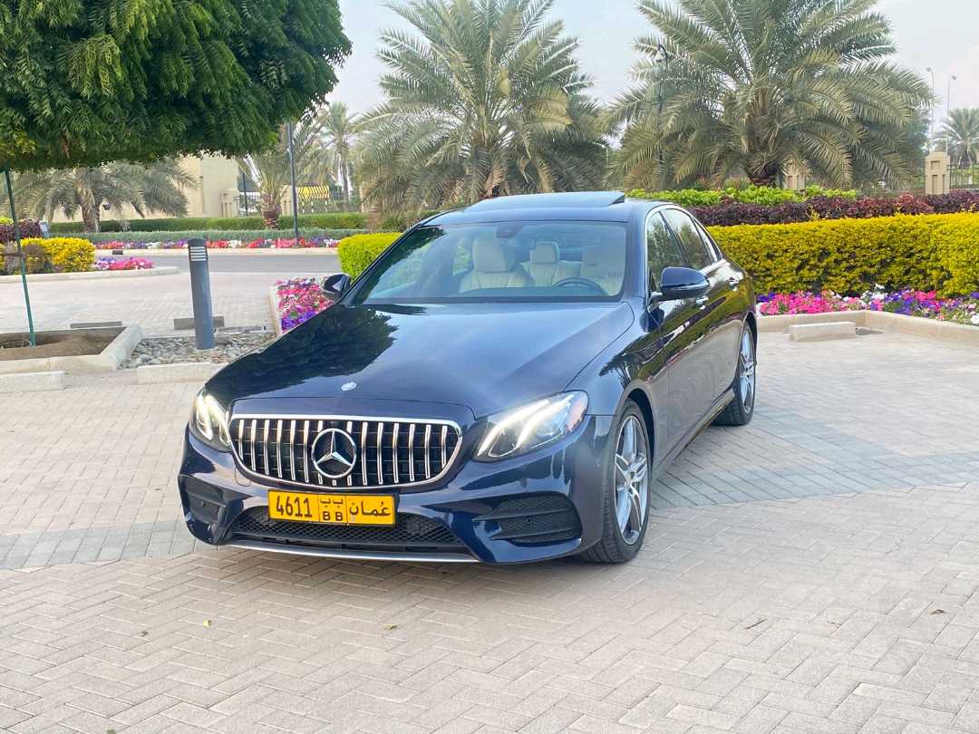 Car Image 2017 MERCEDES E Class 300