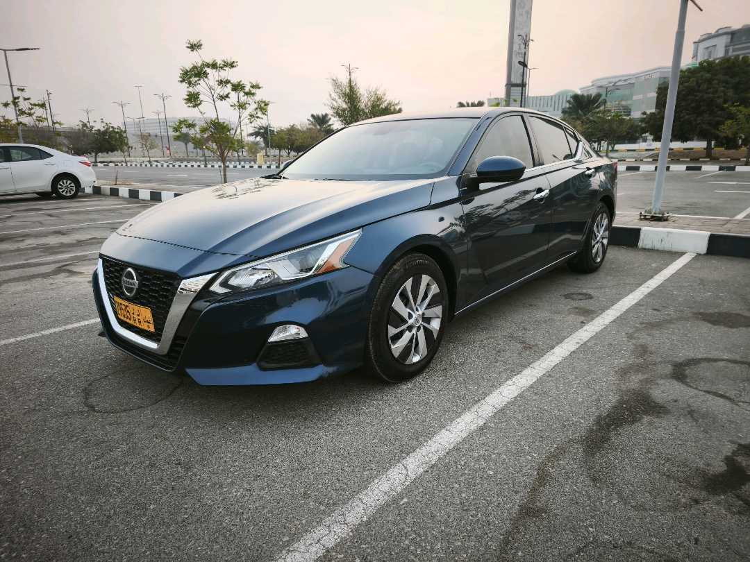 Car Image 2020 NISSAN ALTIMA S