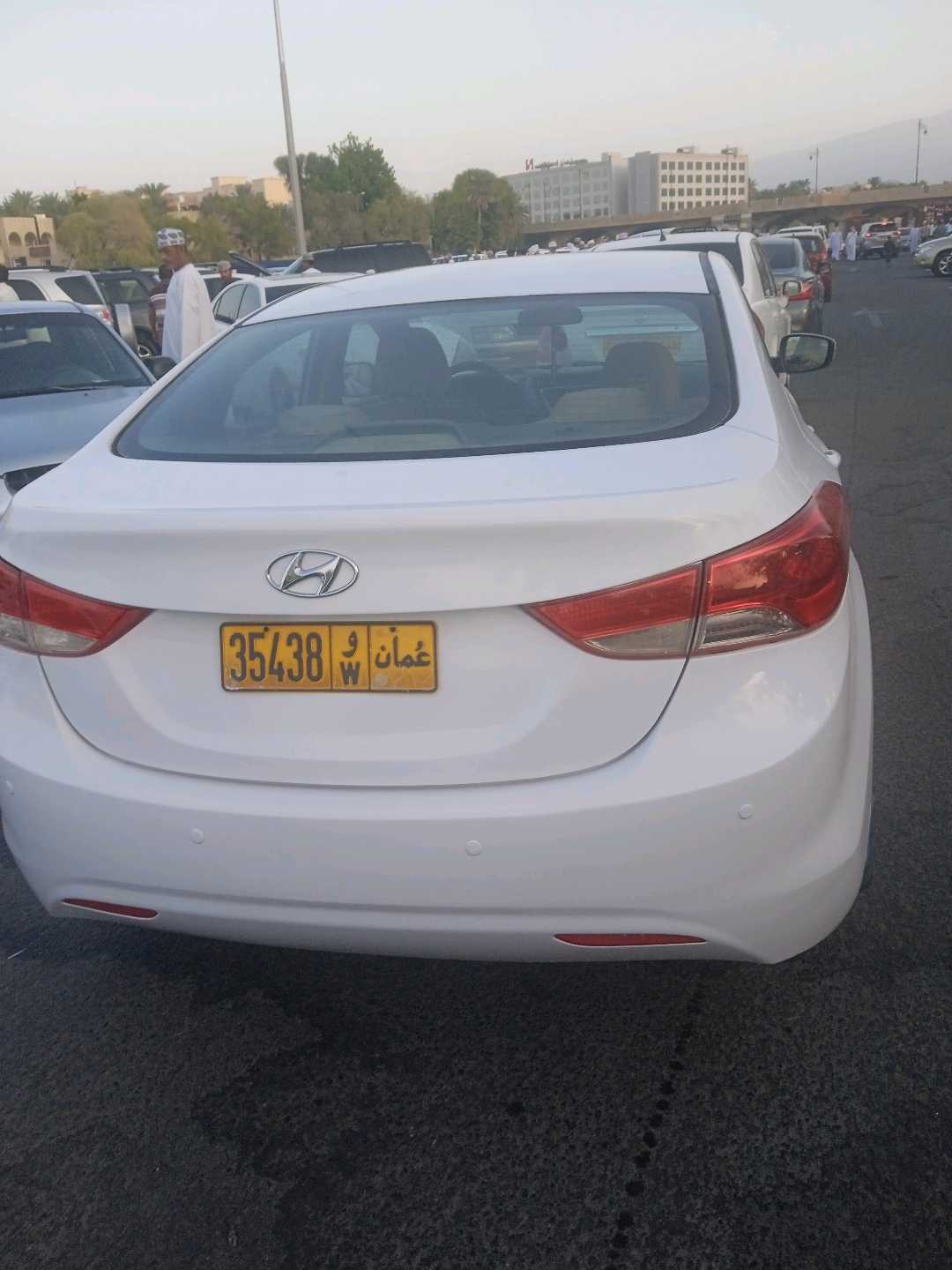 Car Image 2013 HYUNDAI ELANTRA SE