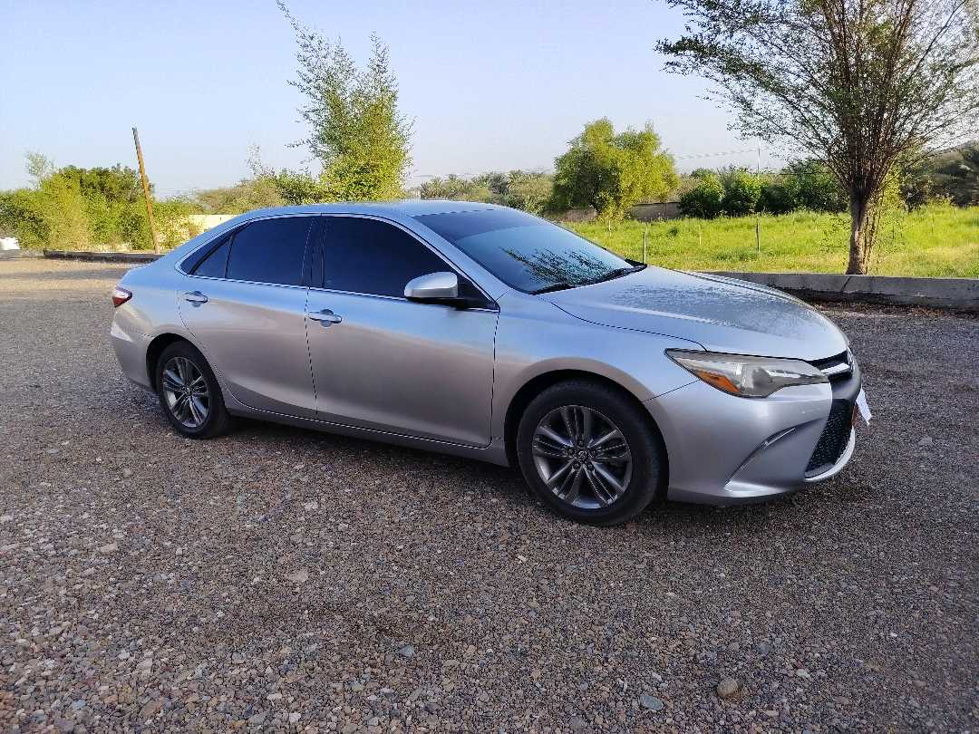 Car Image 2017 TOYOTA CAMRY SE