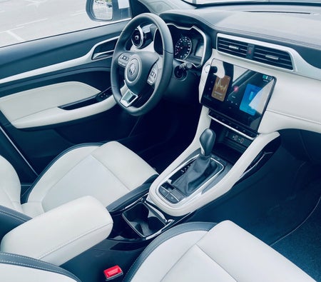 أم جي ZS 2025