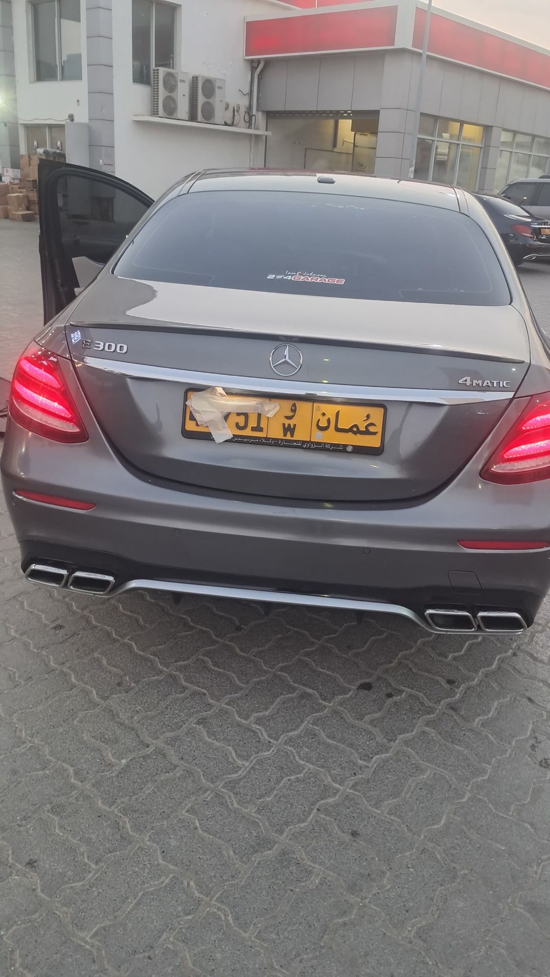 Car Image 2017 MERCEDES E Class 300