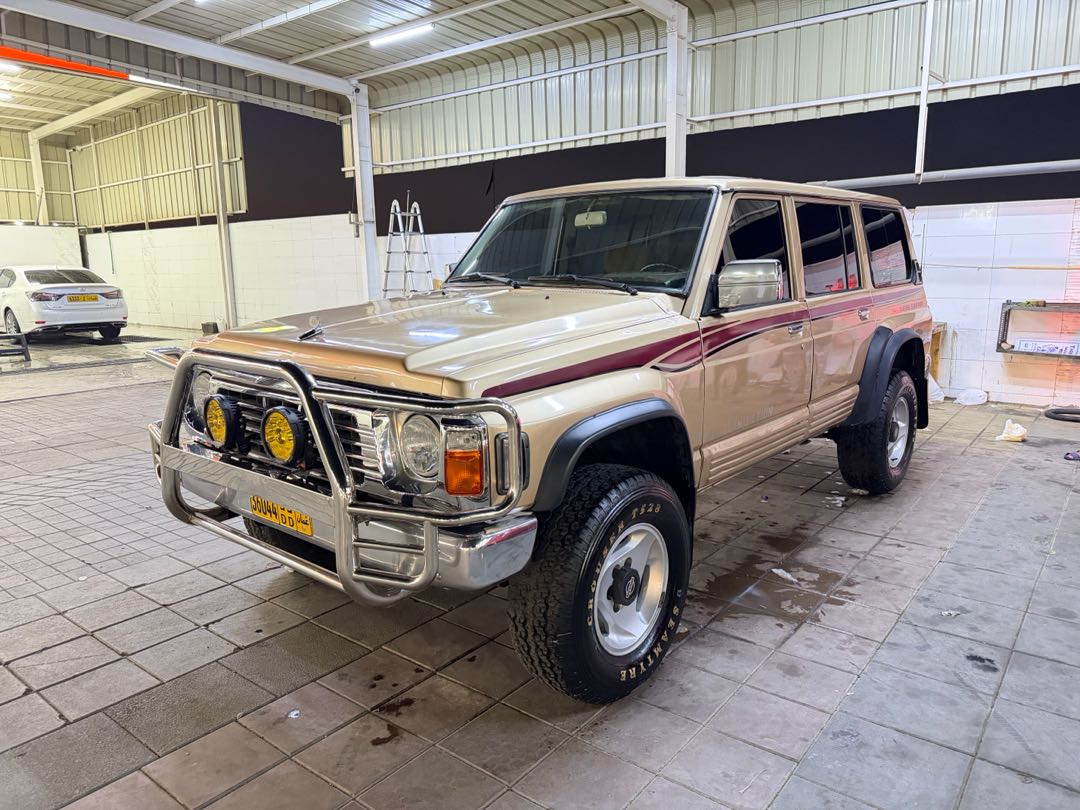 Car Image 1994 NISSAN SAFARI 