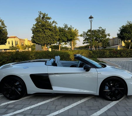 اودي R8 2022