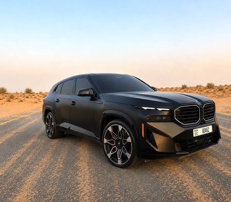 BMW XM 2024