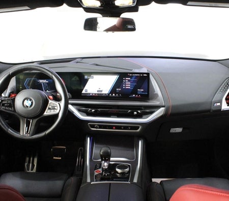 BMW XM 2024