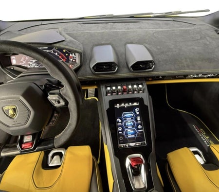 LAMBORGHINI HURACAN 2023