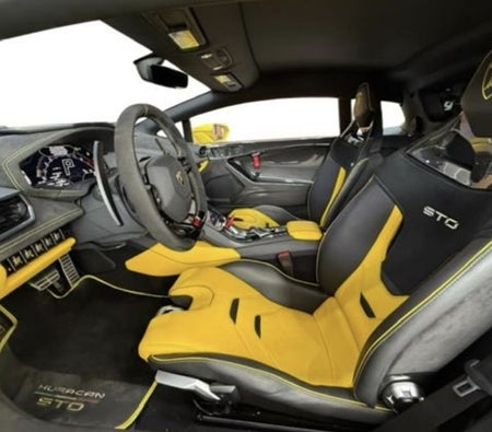 LAMBORGHINI HURACAN 2023