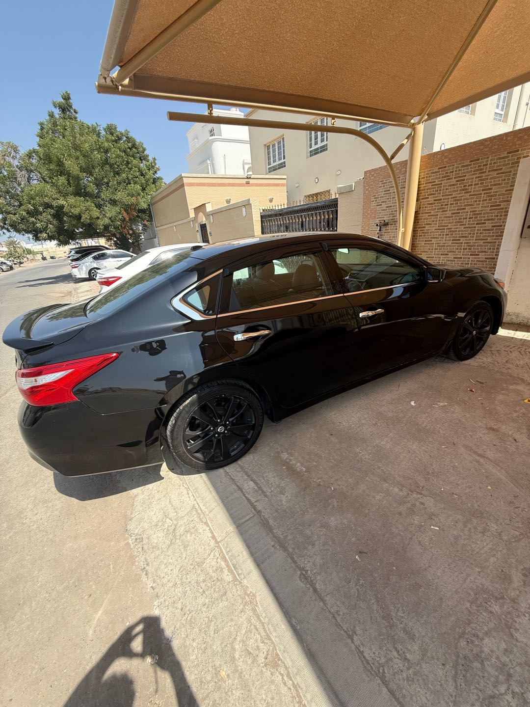 Car Image 2018 NISSAN ALTIMA SR