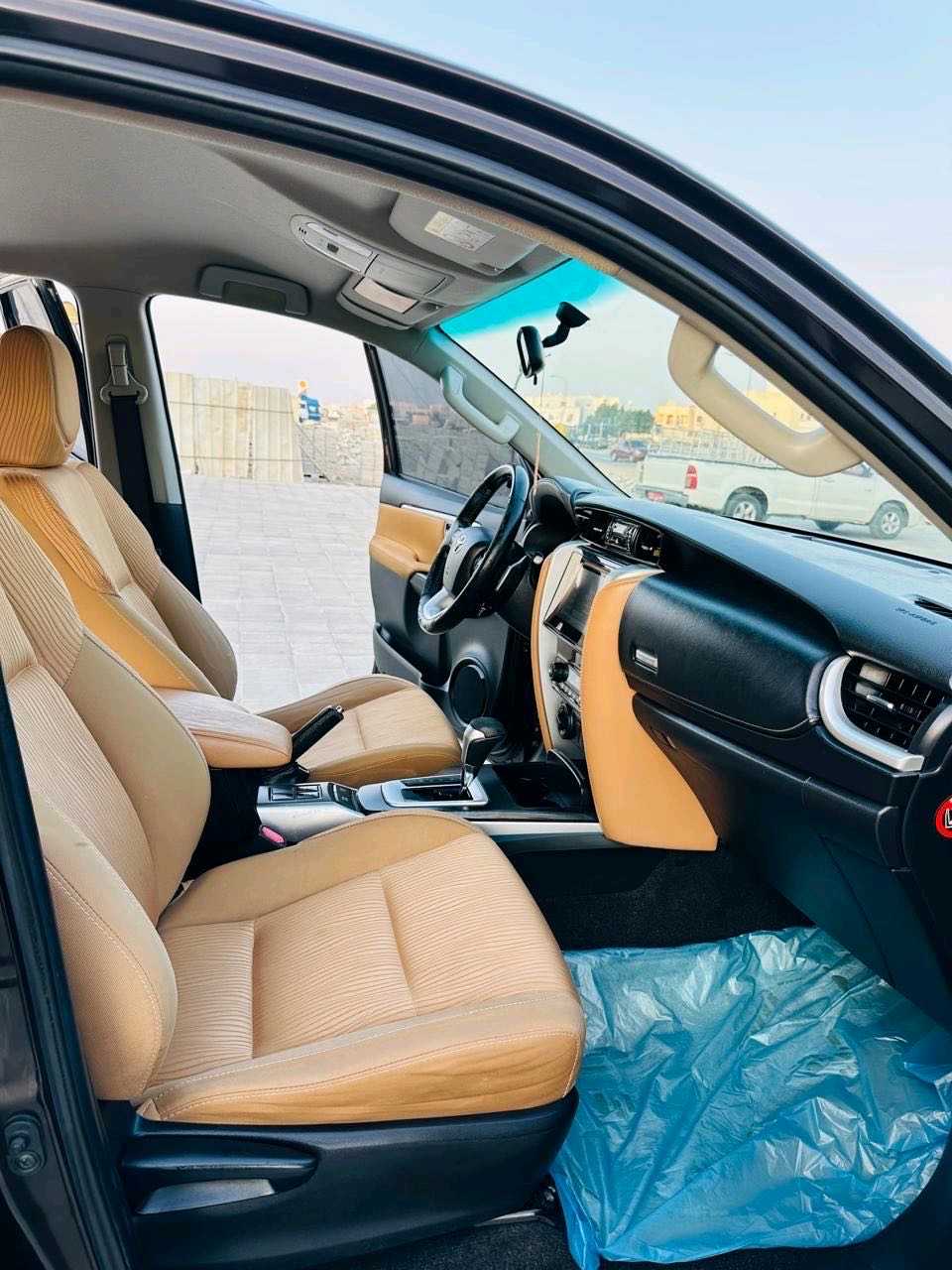 Car Image 2018 TOYOTA FORTUNER VX