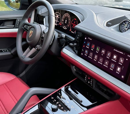 PORSCHE CAYENNE 2024