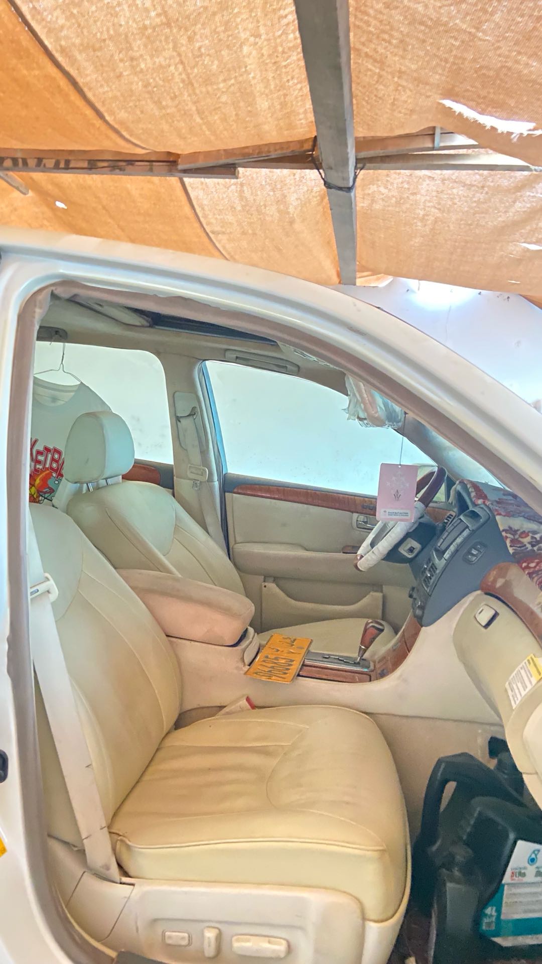 Car Image 2002 LEXUS LS 430 3/4 Ultra