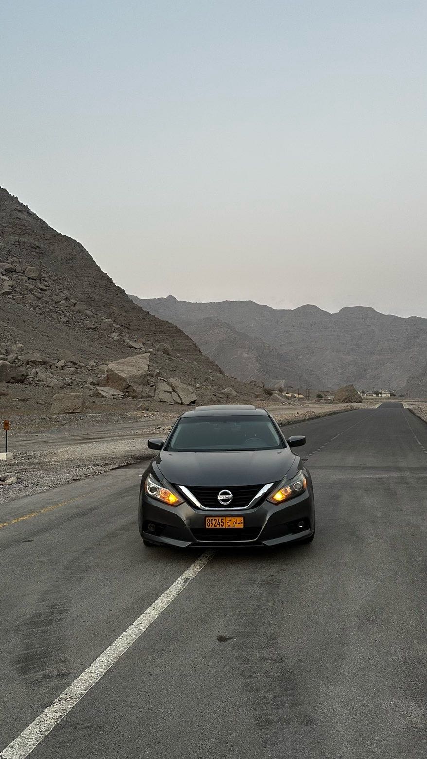 Car Image 2016 NISSAN ALTIMA SR